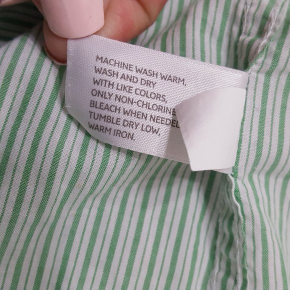 Old Navy  Women´s Button Down Shirt, Size XL - Picture 10 of 16